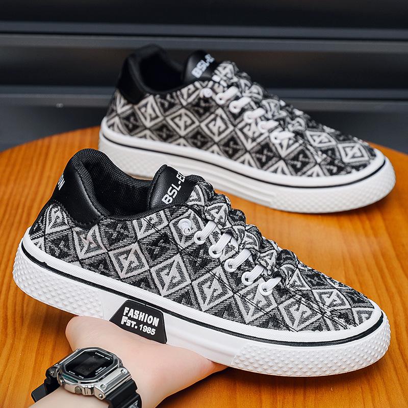 

Summer breathable men s shoes printing trend low-top student sports shoes versatile fashion men s one-pedal school shoes 39