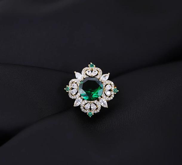 

1Piece Fashion Delicate Crystal Flower Brooch for Women Clothing Coat Jewelry Accessories Gifts зелений