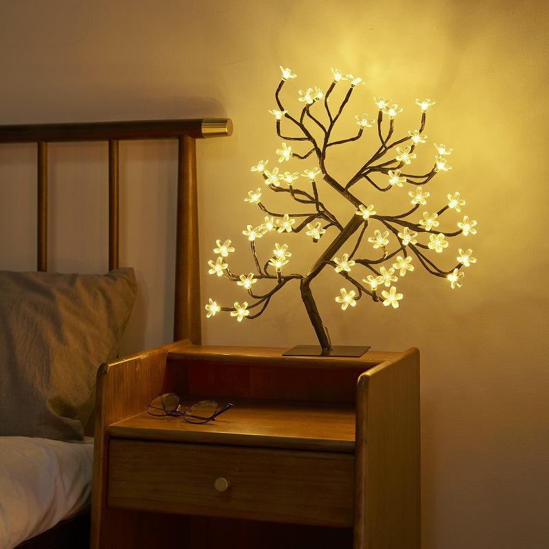 Cherry Blossom USB Table Lamp - Creative Night Light for Bedroom Decor & Atmosphere, Ideal for Sleep & Breastfeeding.
