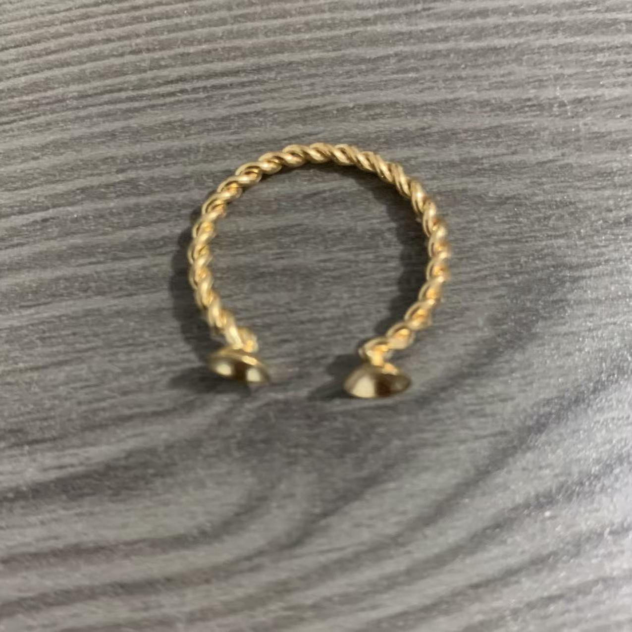 

Retro French Pearl Stainless Steel Ring - Elegant, Non-Fading Jewelry for Any Occasion Adjustable Open Size