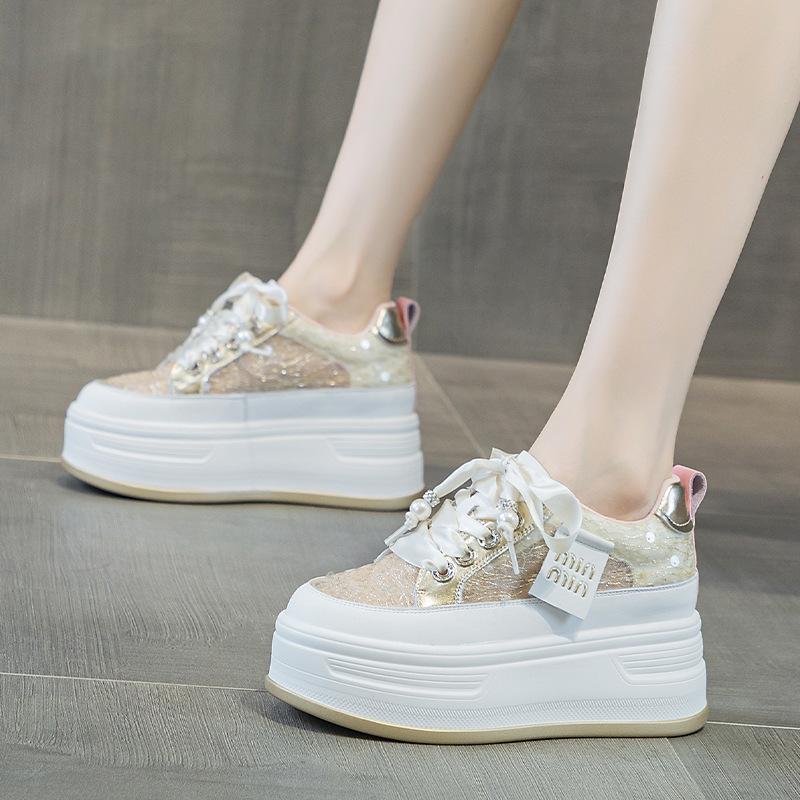 Весенне-летняя обувь женская на плоской платформе брендовая белая обувь дышащая сетка милые женские туфли увеличивающие рост на 7 см 34 золотой 3479₽