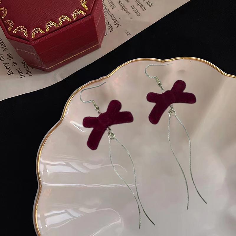 Rote beflockte Stoff Bowknot Ohrringe Temperament süße Blumen lange Fransen Ohrringe