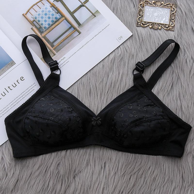 Duży biustonosz w rozmiarze B, bez stalowych elementów i gąbek, dla kobiet w średnim wieku – zapewniający wsparcie i wygodę.