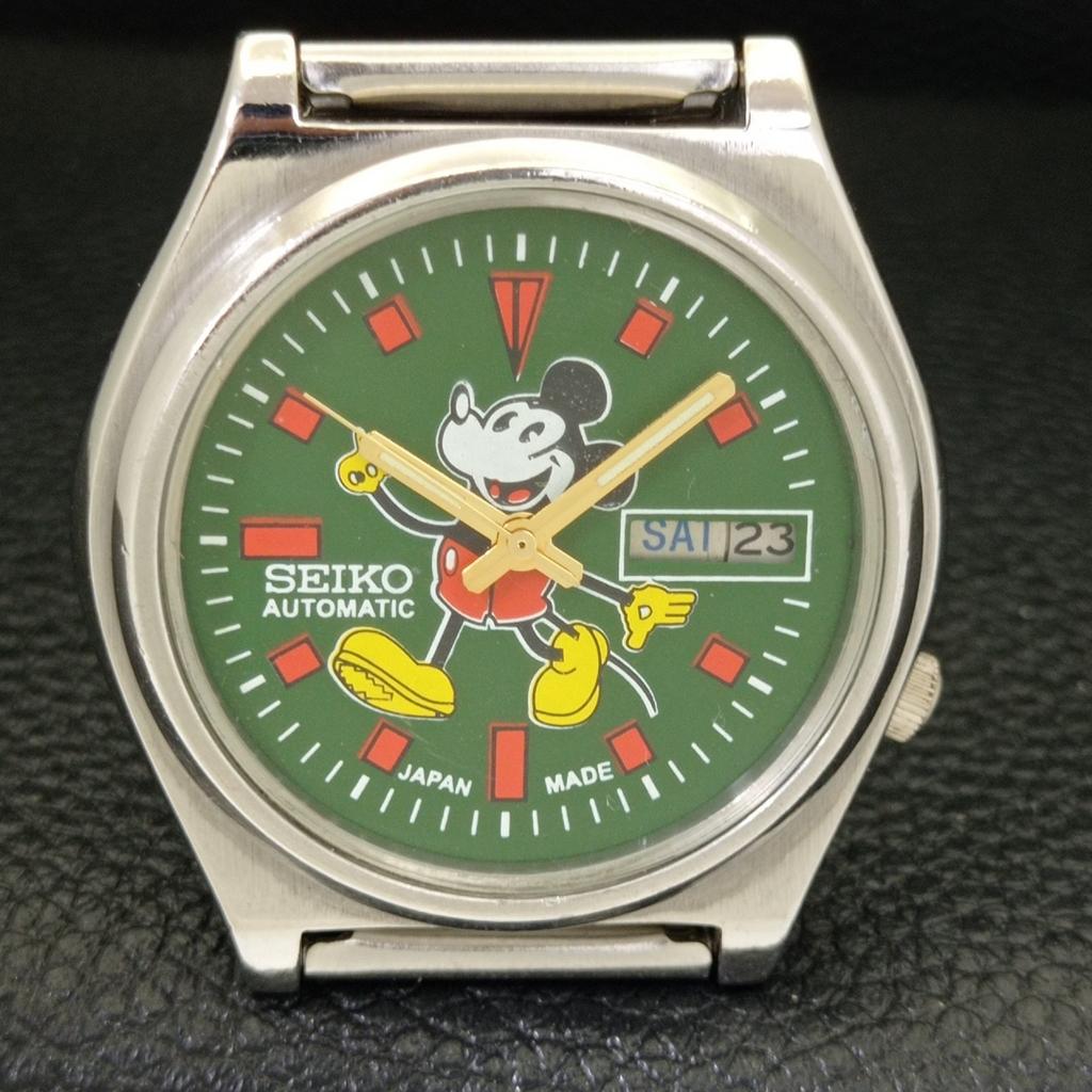VINTAGE SEIKO AUTOMATIC 7019A JAPAN MENS GREEN COLOR DIAL WATCH a500152-2 R151a-a500152