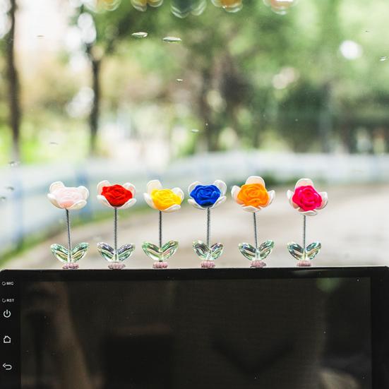 6ks/sada Roztomilý květ růže Ozdoba do auta Středová konzola Dekorace palubní desky Auto Spring třesoucí hlavou Malá dekorace