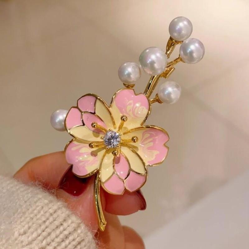 

Yutsai Elegant Gradient Peach Blossom Brooch Alloy Advanced Women Jewelry Accessories Gifts PD2317