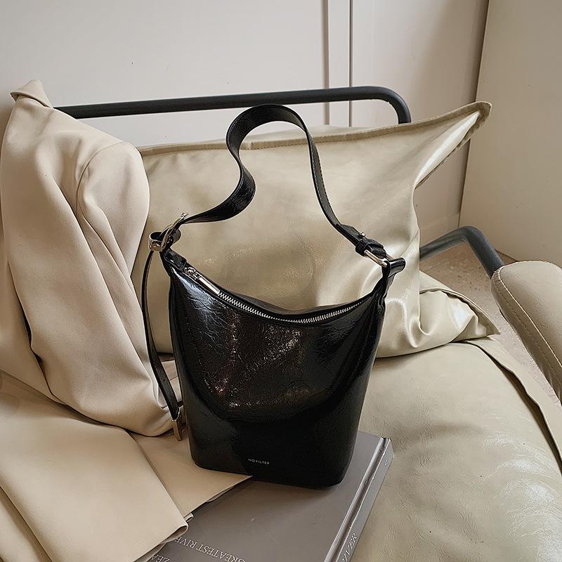 Bag Women's New Versatile Messenger Bag Shoulder Bag