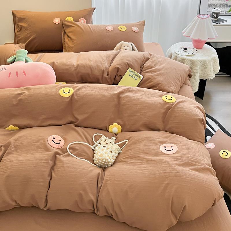 Vierteiliges Set aus gewaschener Baumwolle, Bettlaken, Bettbezug, dreiteiliger Bettbezug