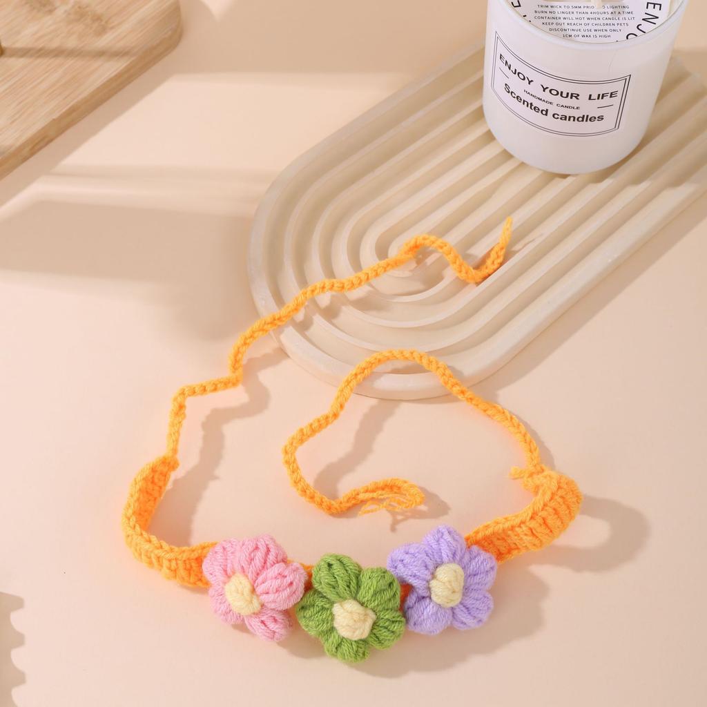 Popular cute pet handmade DIY knitted cat collar decorative saliva towel fashionable versatile scarf small dog