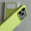 Luksusowe Etui z Płynnego Silikonu Dla iPhone 17 Pro Max 17Pro Magnetyczne Dla Magsafe Odporne na Wstrząsy Pokrowiec na Telefon z Wrażeniem Skóry