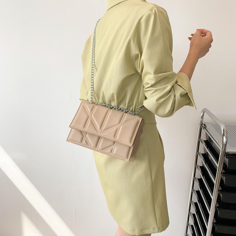 Stylish Pu Material Women's Chain Shoulder Bag Trendy Small Square Purse For Daily Use