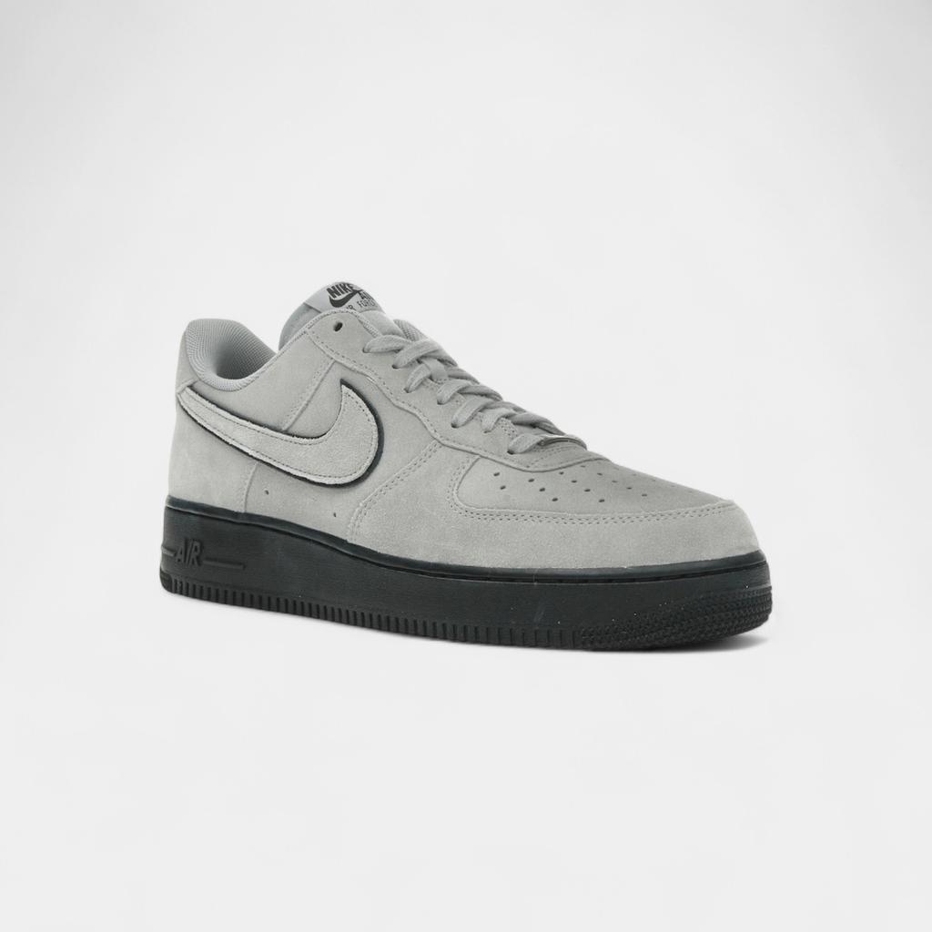 Nike Air Force 1 Low '07 LV8 Light Smoke Grey Semišová Černá