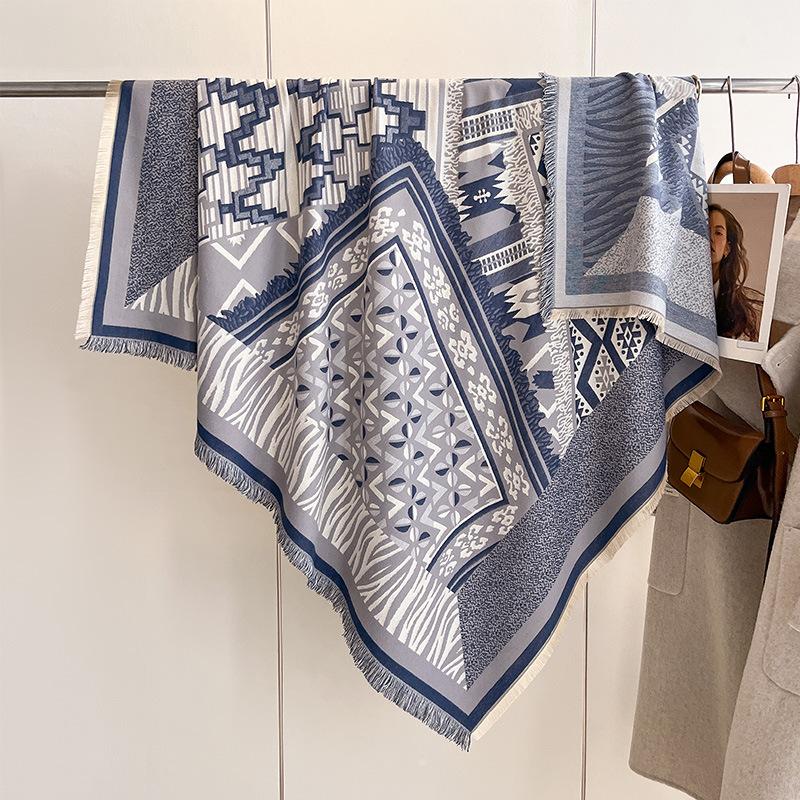 Fashion Versatile Women'S Imitation Cashmere Warm Square Scarf Printing High-End Elegant Air Conditioner Shawl Scarf