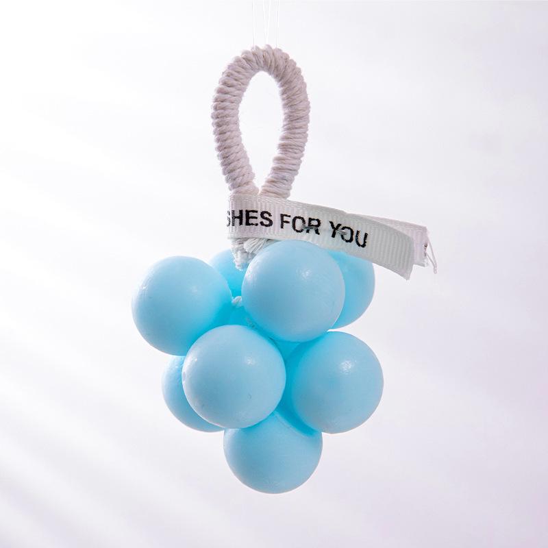 Crystal Grape Scented Hanging Ornament – Handmade Essential Oil Soap, Perfect for Opening Ceremony Souvenirs and Gifts.