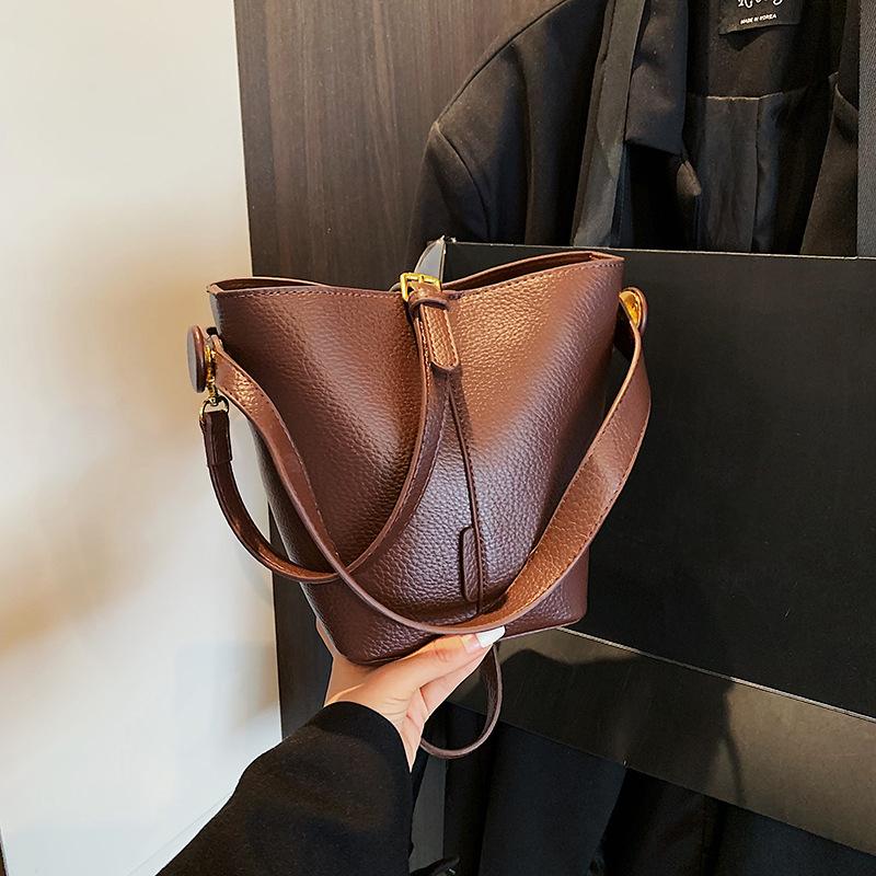Korean Small Handbag Women's New Fashi Retro Bucket Bags Premium Versatile Single Shoulder Crossbody Bags Trend 2026