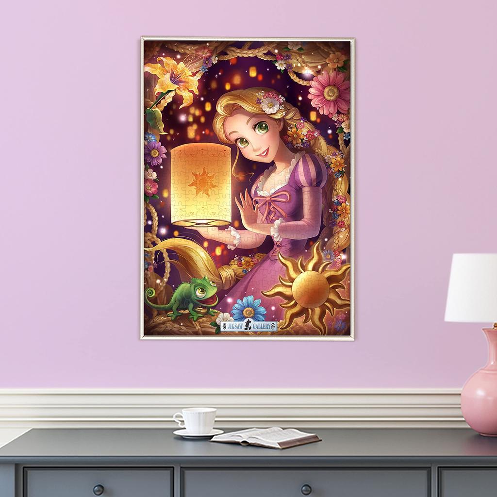 Tenyo in Aluminum Puzzle Safety White Front Opening with Locking Mickey Emblem Hanging and Hook Included (Tenyo) [Made Japan] Frame, Disney-Specific