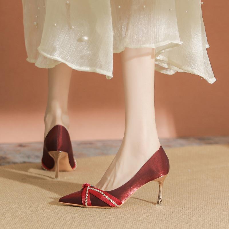 High heels women's 2025 new spring mid-heel wedding shoes bride Xiuhe wedding dress two wear bridesmaid shoes