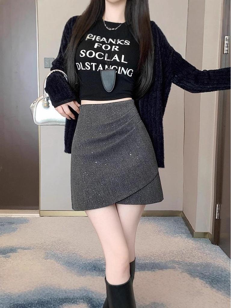 Chic Plaid Woolen A-Line High-Waisted Skirt: Stylish, Slimming, and Versatile for Autumn/Winter