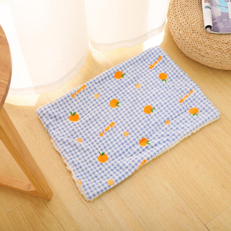 Puppy Sleeping Mat  Dog Pet Small Dog Sleeping Mat  Autumn and Winter Sleeping Mat  Winter Pet Floor Mat  Suitable for All Seasons