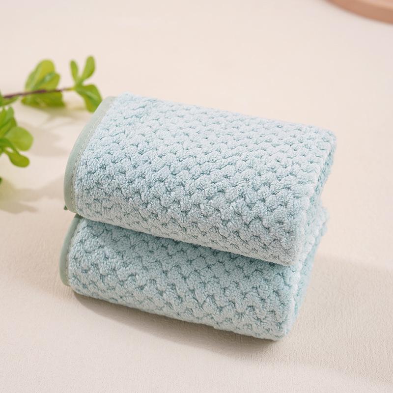 Warp-Knit Striped Coral Fleece Towels: Thick, Absorbent Face & Bath Gift Set