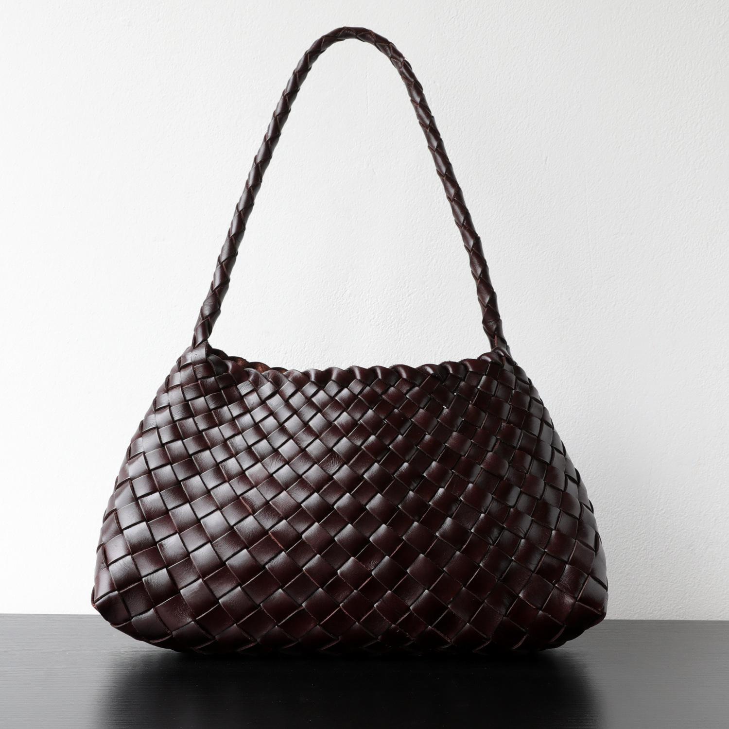 Xiaomin Leichte Luxus Handgestrickte Tasche Oberste Schicht Rindsleder Retro Stil Pflanzlich gegerbtes Leder Echtes Leder Handheld Unterarmtasche 32x11x19cm braun