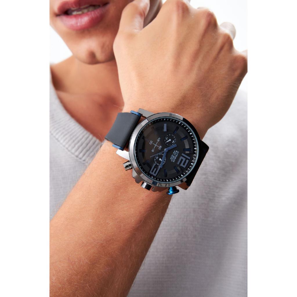 Schwarze Herrenarmbanduhr aus Silikon Apwr010004