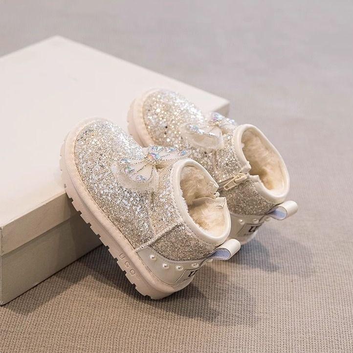 

Девочки зимние 2025 новые детские хлопковые сапоги маленькая девочка модные с пайетками короткие сапоги на толстой подошве утолщенные хлопковые туфли 26-30 yards 5 pairs in one hand серебряный