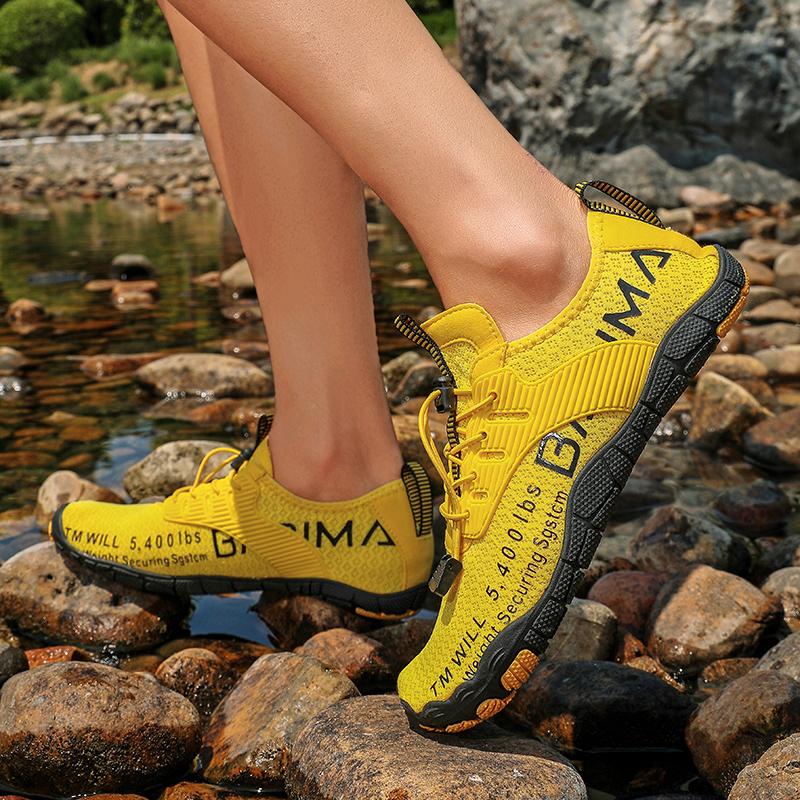 Fashion Swimming Shoes Men Beach Aqua Shoes Women Quick Dry Barefoot Upstream Surfing Slippers Hiking Water Shoes Wading Unisex Sneakers