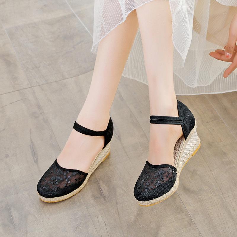 Versatile Women's Summer Wedge Sandals: One-Strap Closed-Toe, Breathable Mesh, Lace-Up High Heels with Buckle.