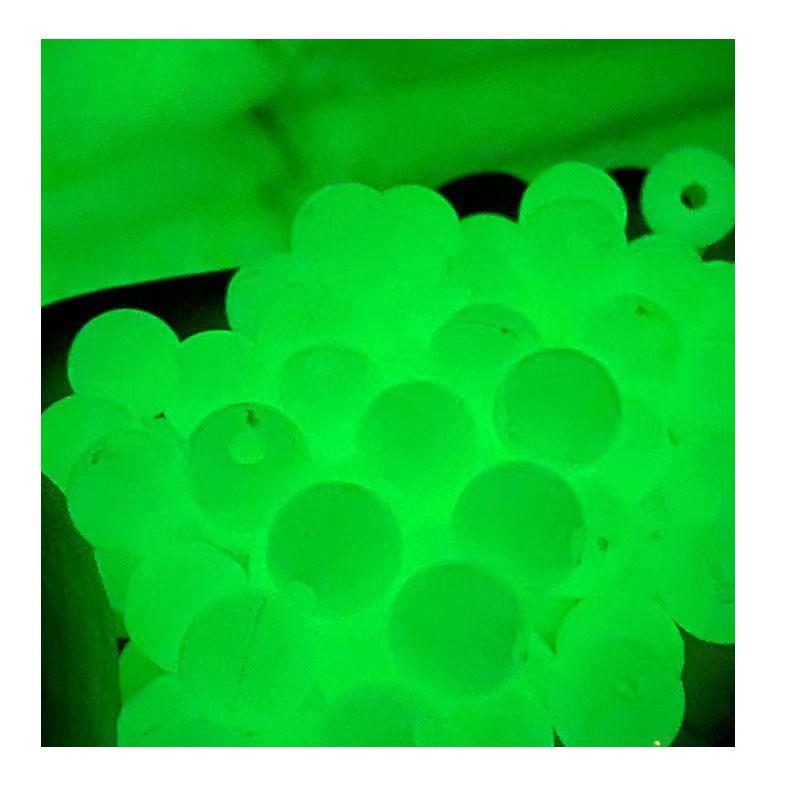 Leuchtende Angelhaken mit leuchtenden Perlen