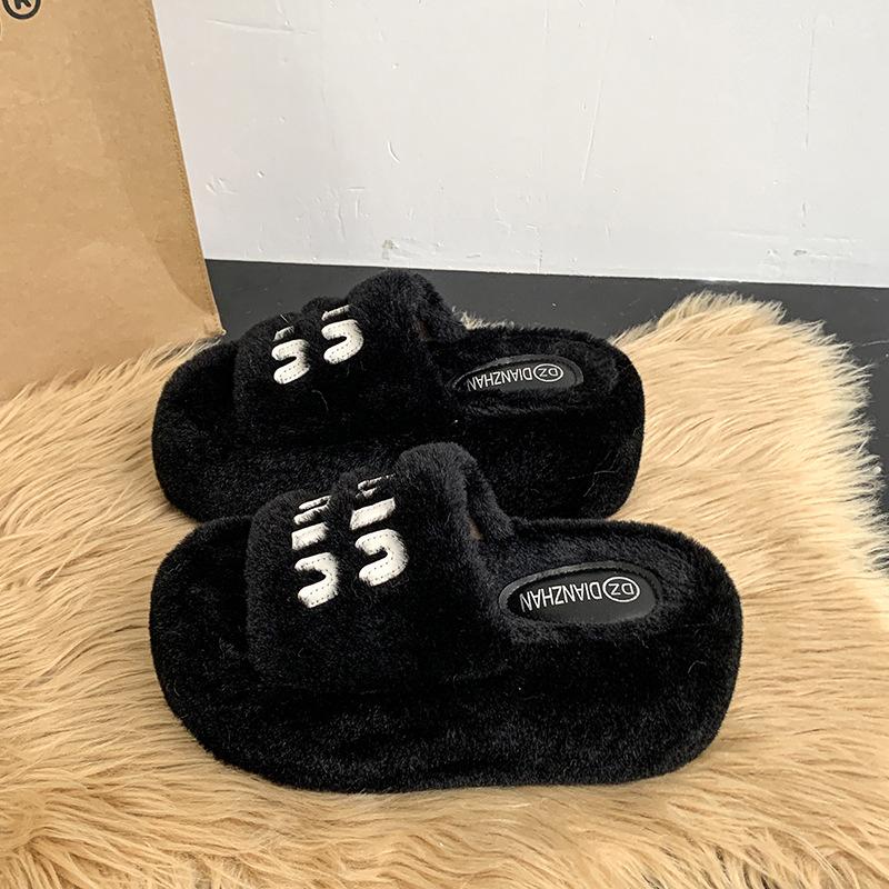 Thick-soled Fluffy Slippers Women's Outer Wear 2025 New Autumn and Winter Casual Fashion Plush Letter One-word Cotton Slippers