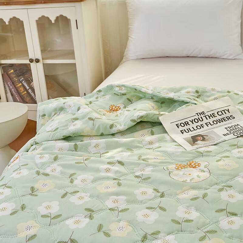 Muxinzi Skin-Friendly Summer Quilt