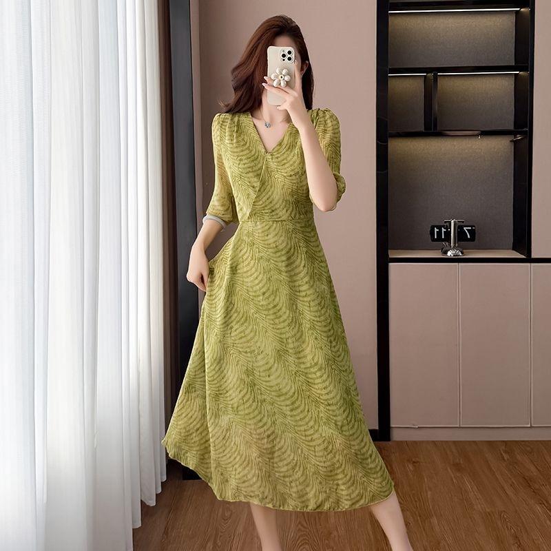 Summer Chiffon Wavy V-neck Bubble Sleeve Dress for Women's Fashion Breathable Slim A Word Medium and Long Dress
