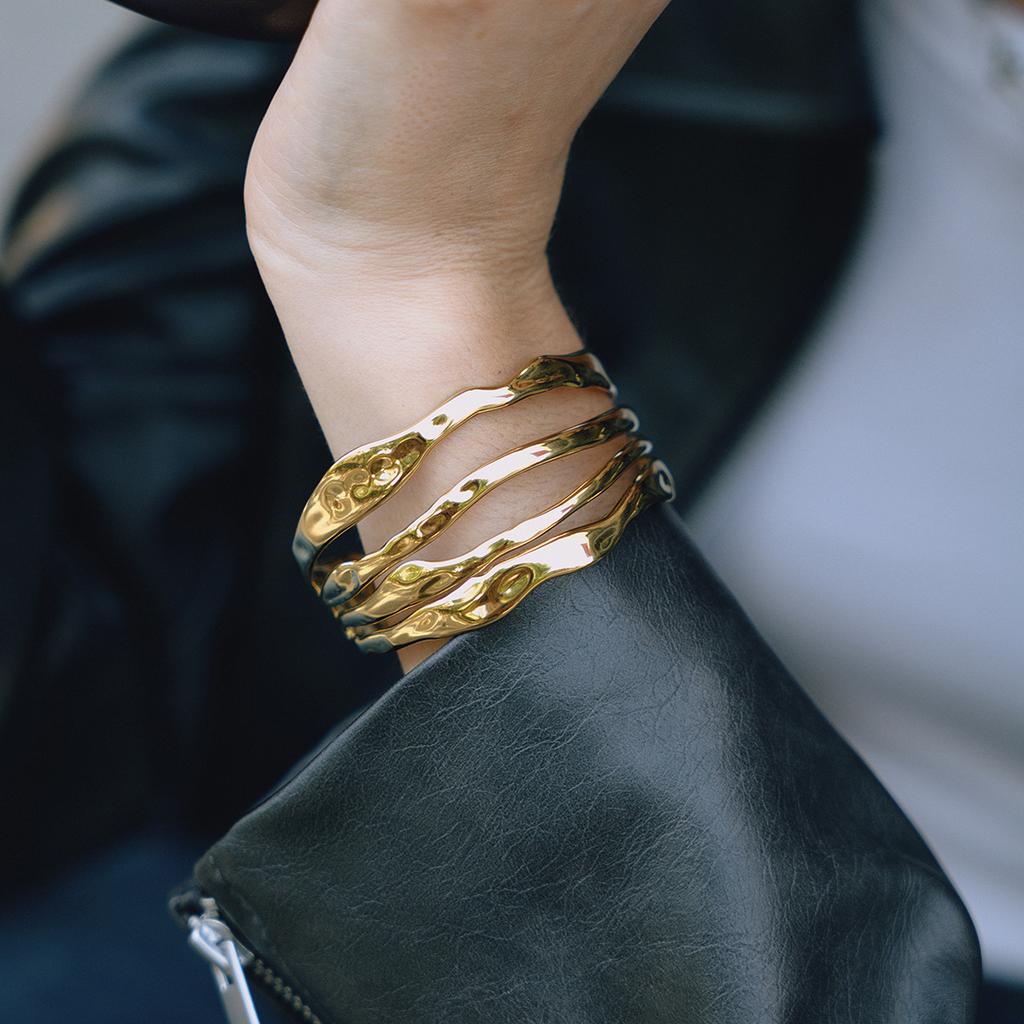 Design Minimalist Style 18K Gold, Four-layer Hollow Opening Bracelet Trend Jewelry