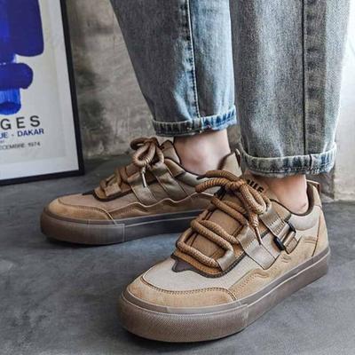 Mode Herrenmode Trend Lässige Low-Top Canvas-Schuhe mit dicker Sohle 2025 Herbst Neu Nischendesign Vielseitige Bequeme Plateau-Sneaker