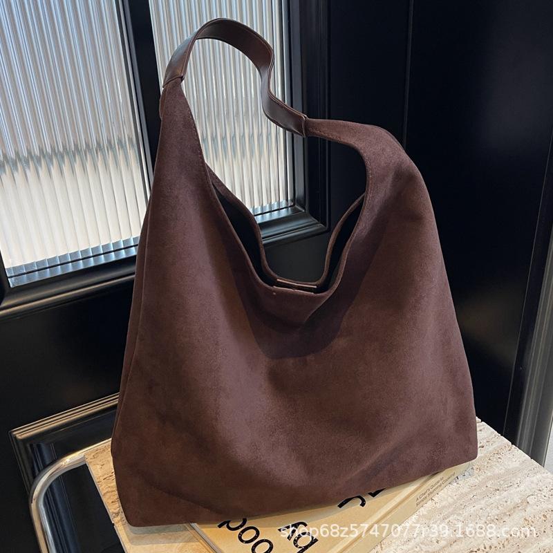 Deerskin velvet underarm commuter big bag women's 2025 new retro tote bag autumn casual large-capacity underarm bag