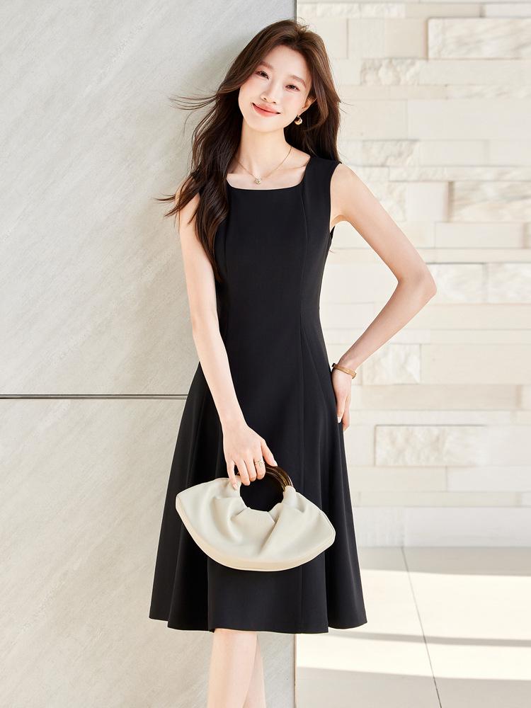 Elegant Sleeveless Fit-and-Flare Dress for Women - 2026 Spring/Summer Collection