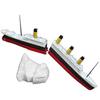 Koupací hračka Titanic a bazénová hračka rozdělená na dva realistické, přídí Titanic, historicky věrný křehký Titanic