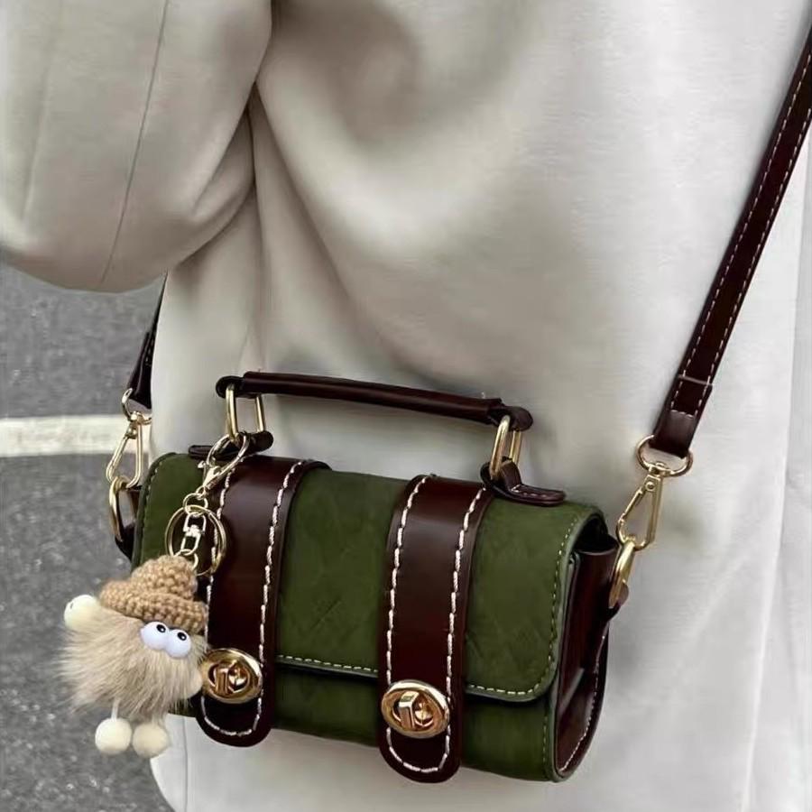 Autumn/Winter 2025 Velvet Mini Crossbody Bag - Cute, Versatile Handheld Design