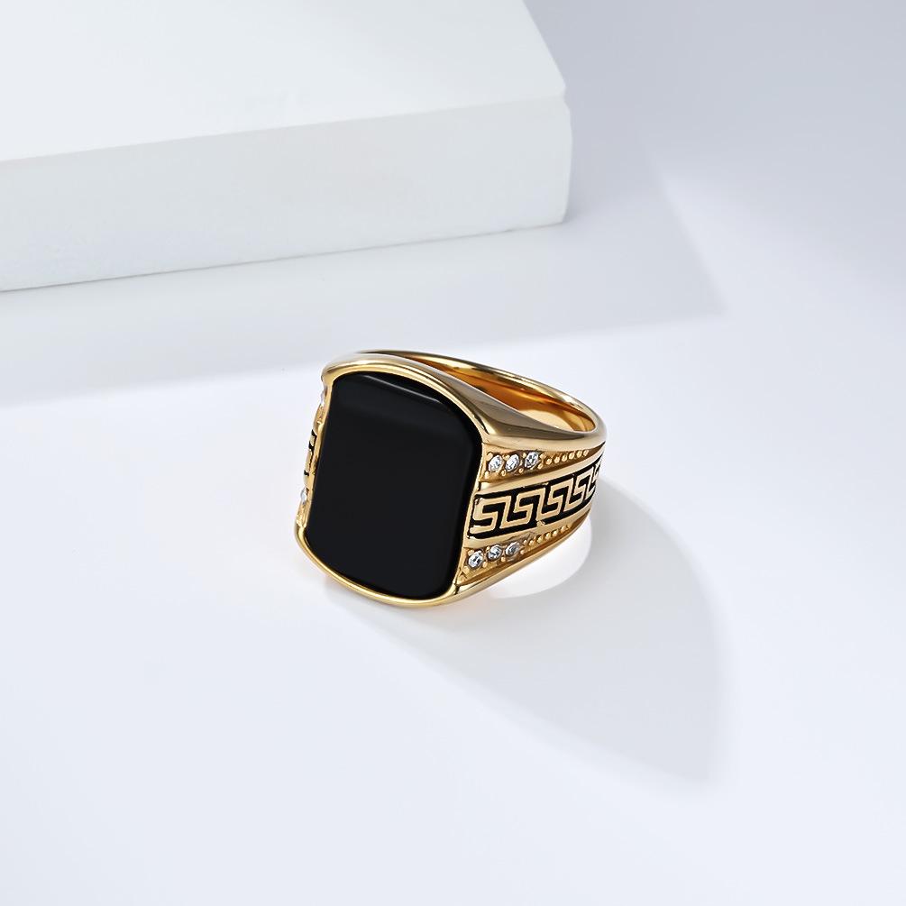 2025 Retro Great Wall Pattern Black Gemstone Ring for Men's Personalized Fashion Ring