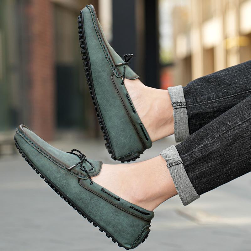 Fashion Spring and summer new genuine leather comfortable soft soled men's shoes solid color flat bottom running sports leisure loafers