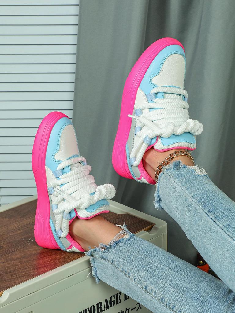 Korean-Style Trendy Thick-Soled Lace-Up Sneakers for Couples - Soft, Comfortable, Fashionable Outdoor Casual Women's Shoes