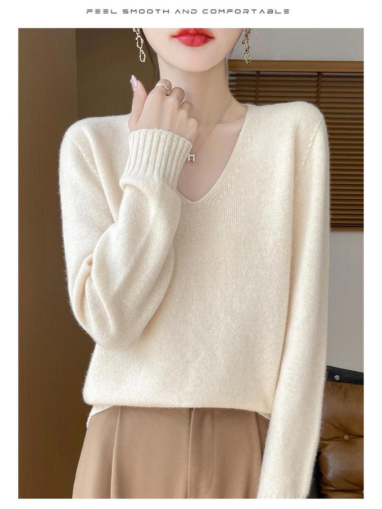 Minimalist 100% Wool V-Neck Sweater: Seamless, Solid Color, Long Sleeve, New Women's Knit