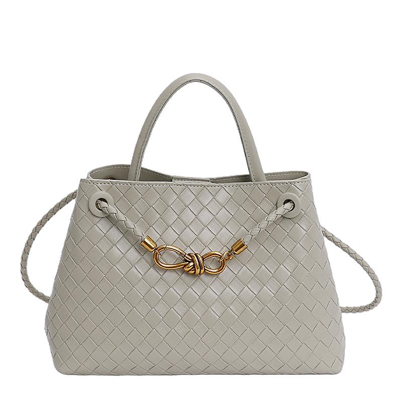 Bolsa de Palha Tecida Vintage Outono 2025: Bolsa de Ombro Casual de Grande Capacidade