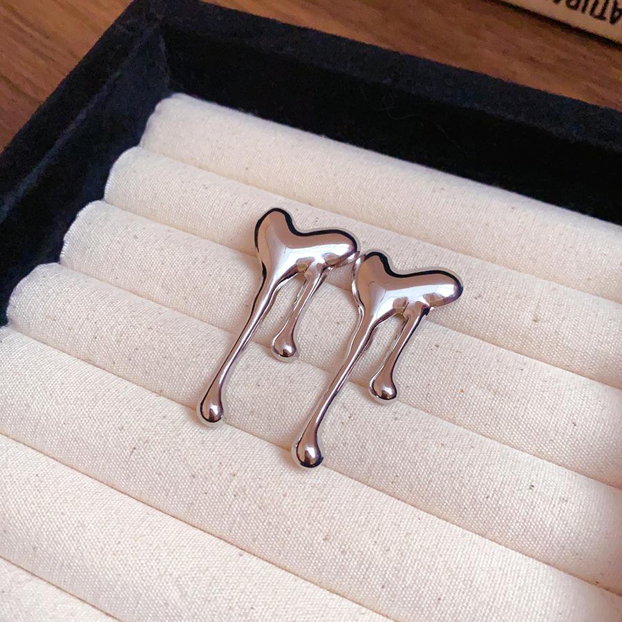 Silver Needle with Diamonds Flower Stripes Pearl Stud Earrings Medieval Vintage Retro Earrings Light Luxury Niche Earrings