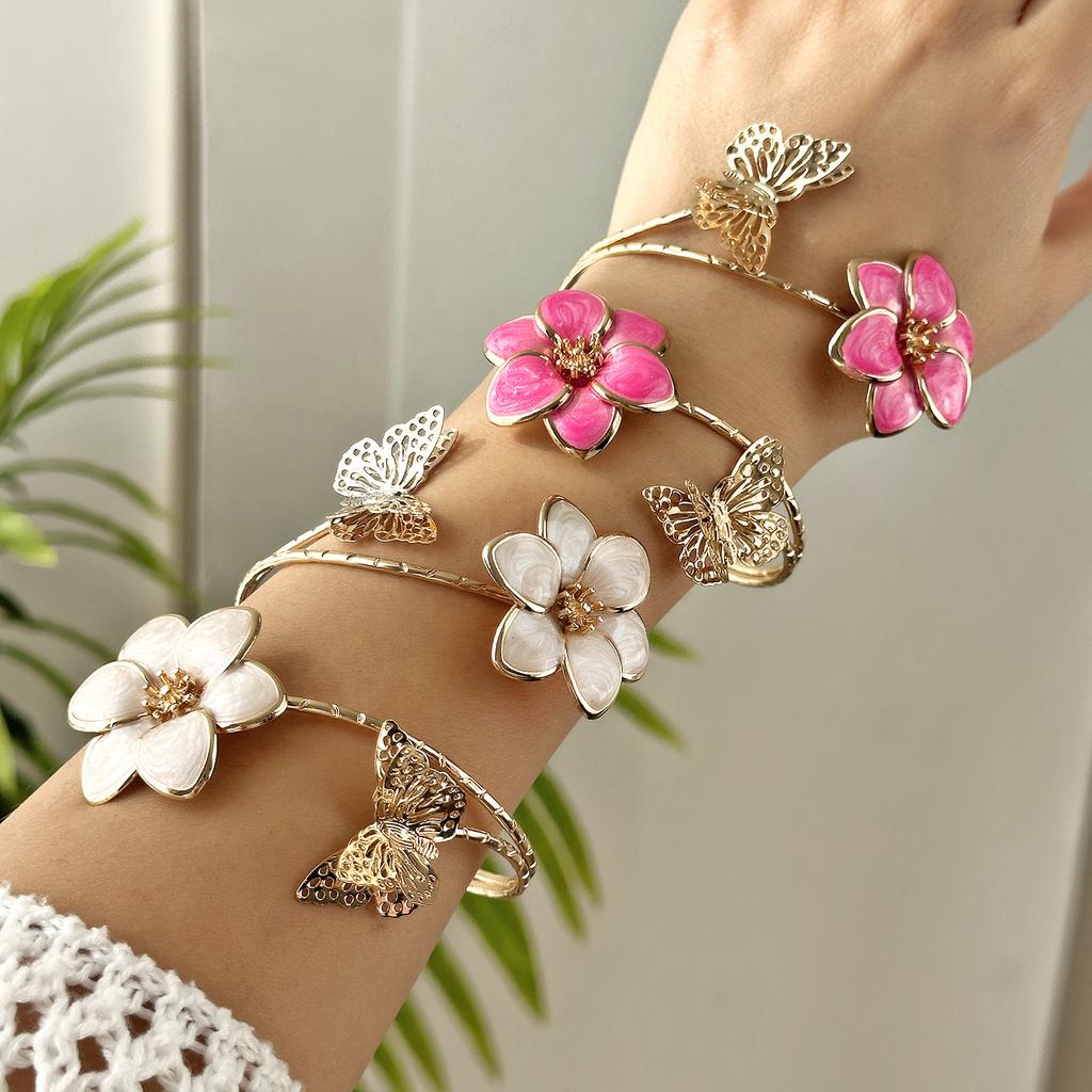Elegant Enamel Flower Open Cuff Bracelet For Women Gold Plated Pink White Floral Bangles Beach Party Vacation Wedding Jewelry