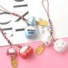 Japanischer Maneki-neko Zwillingskatzen Keramikglocken Anhänger für Handy, Auto oder Rucksack