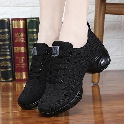 Il fondo in tessuto e traspirante di grandi dimensioni da donna aumenta le scarpe sportive da balletto, le scarpe da ballo da donna