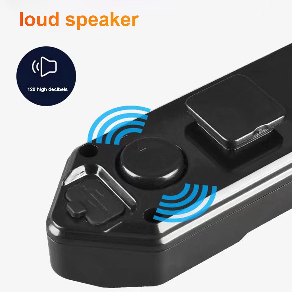 Remote Bicycle Rear Light IPX4 Waterproof Bicycle Turn Signal Rear Light USB Rechargeable Bike Wireless Remote Control Taillight