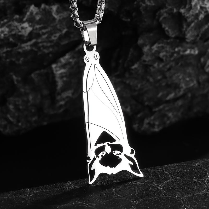 Stainless Steel Simple Personalized Spider Pendant Necklace Men and Women Fashion Party Pendant Jewelry Gift